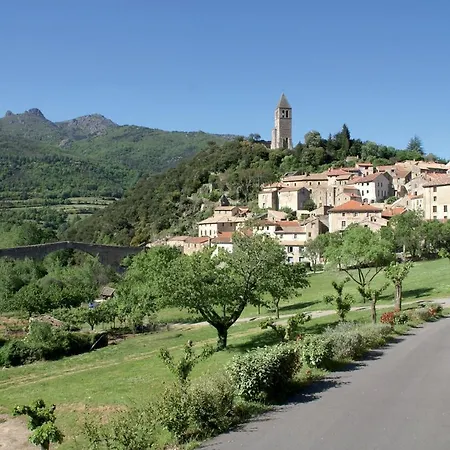 Holiday home La Mazette, Les Pieds Dans L'eau ! Privatisee ! 16 Pers Olargues