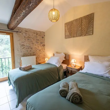 Holiday home La Mazette, Les Pieds Dans L'eau ! Privatisee ! 16 Pers Olargues