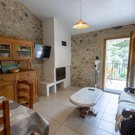 Holiday home La Mazette, Les Pieds Dans L'eau ! Privatisee ! 16 Pers *